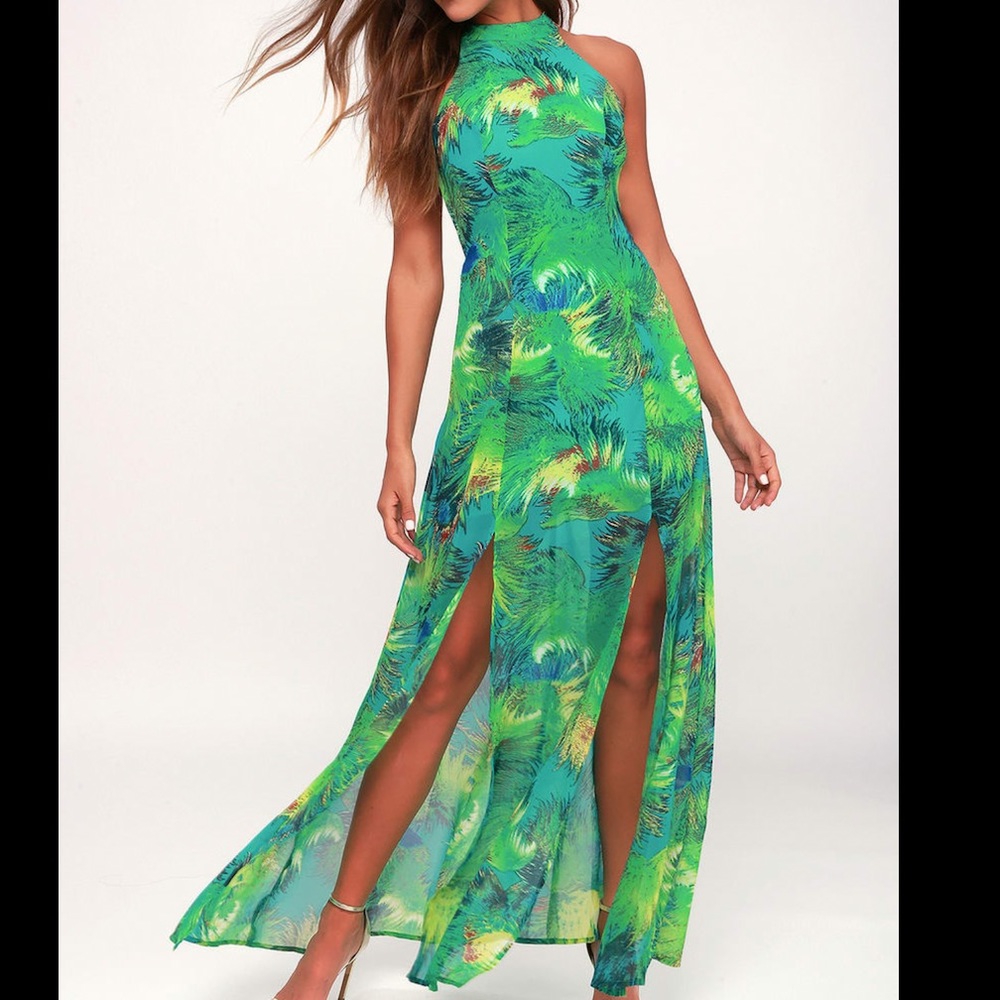 Lulu’s Tropical Maxi Dress size Small